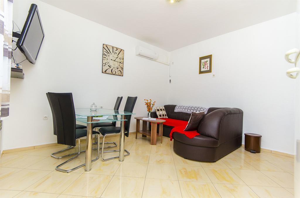 Apartment Marijana Trogir Bagian luar foto
